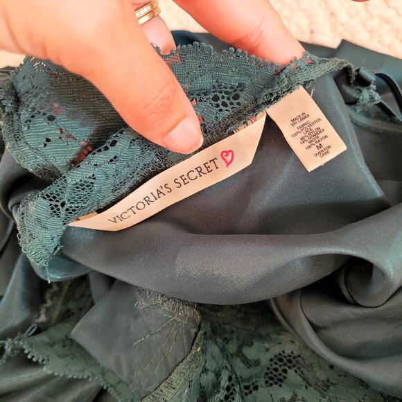 Vtg Victoria Secret Green Nightgown Lace Sz M - Picture 3 of 5